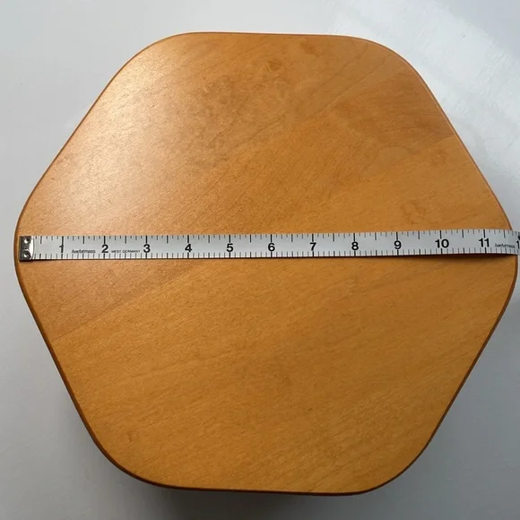 Longaberger Hexagon Generations Basket with Lid and Protector - Picture 3 of 10